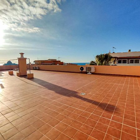 Beautiful Renovated Apartment With Air Conditioning Just Steps From The Sea In Playa San Juan Exteriér fotografie
